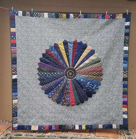 Make a men's neck tie quilt